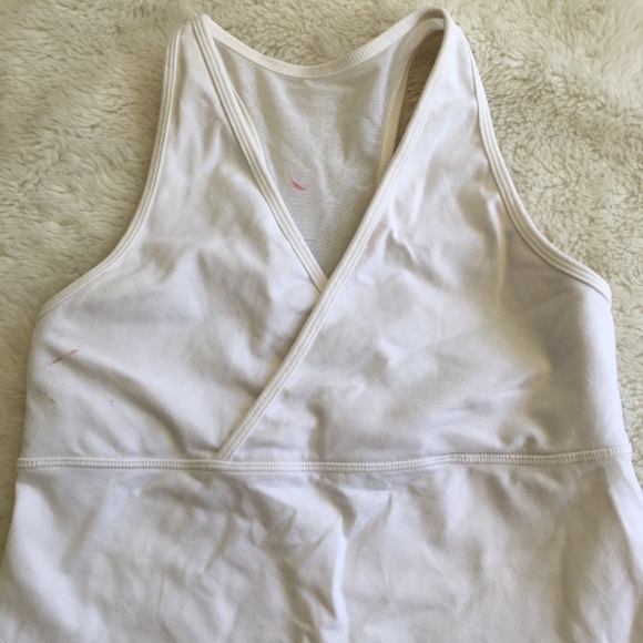 Lululemon White V Neck Tank Top Size 4 Mesh - Picture 2 of 7